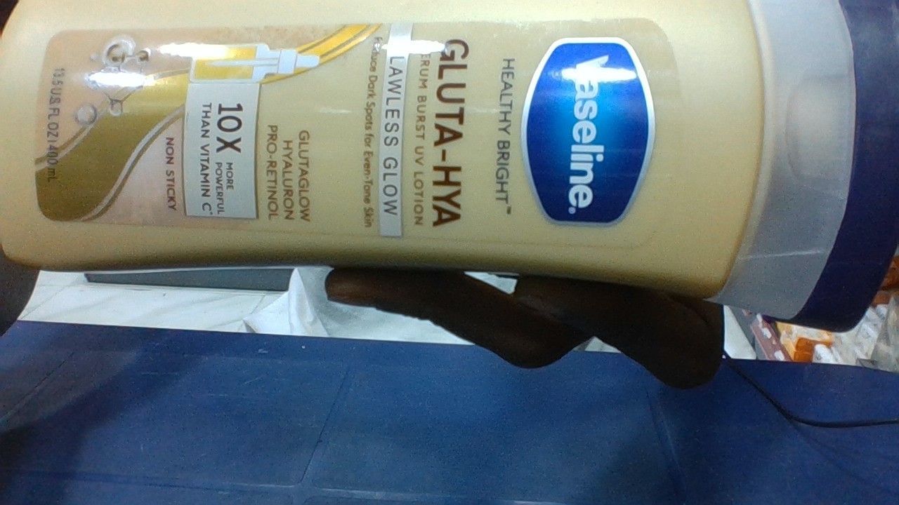 VASELINE GLUTA-HYA SERUM BURST UV LOTION FLAWLESS 