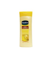 VASELINE TOTAL MOISTURE PURE OAT EXTRAXT