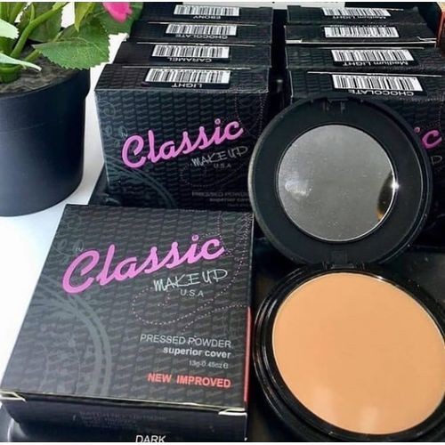 CLASSIC MAKEUP USA Superior Cover Pressed Powder