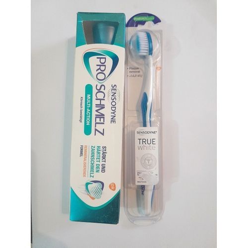 Sensodyne True white